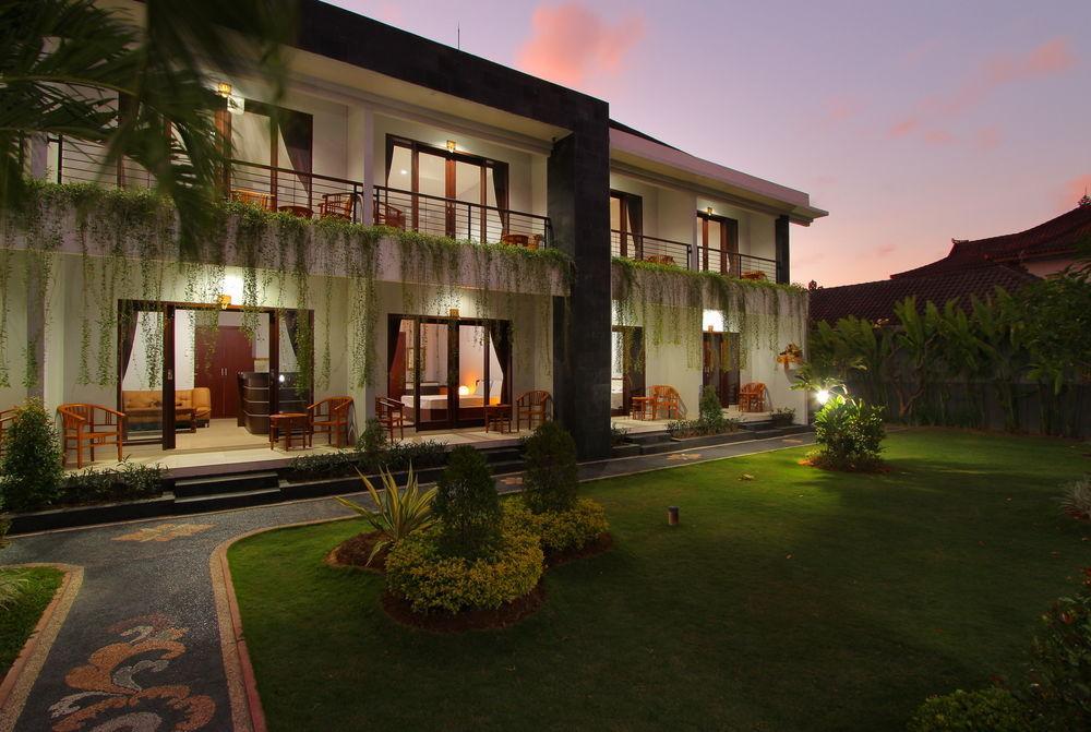 Srikandi Inn Kuta Selatan Экстерьер фото