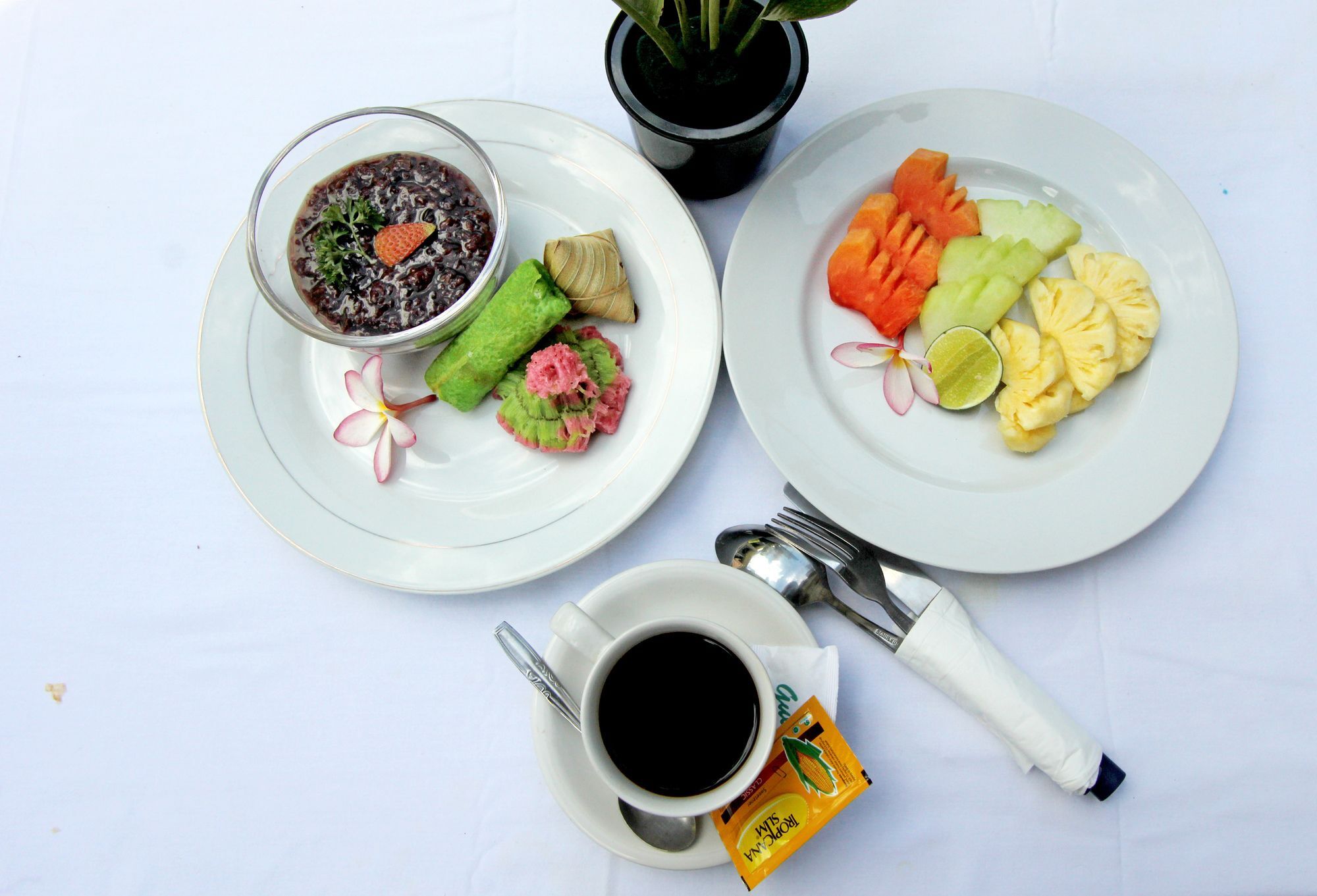 Srikandi Inn Kuta Selatan Экстерьер фото