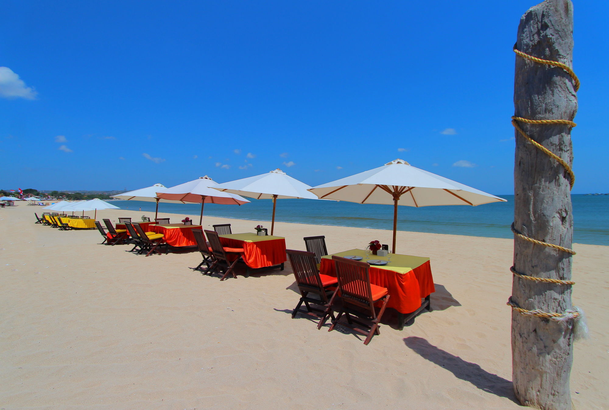 Srikandi Inn Kuta Selatan Экстерьер фото