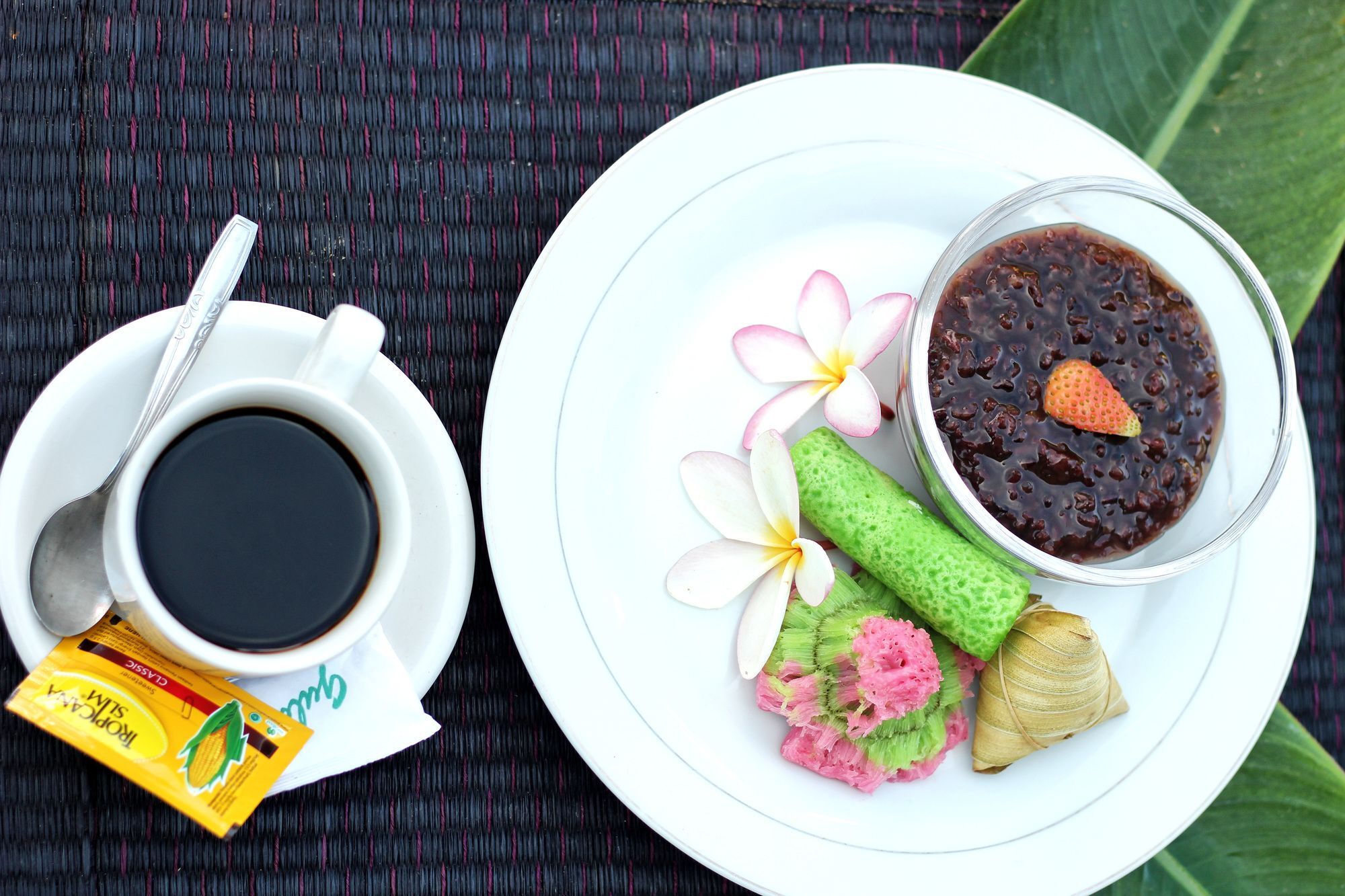 Srikandi Inn Kuta Selatan Экстерьер фото